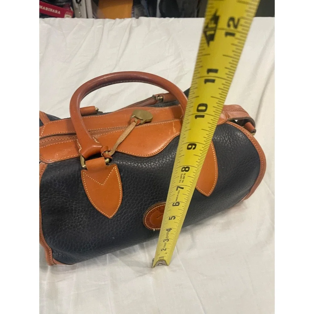 Dooney Bourke Black Barrel Speedy Satchel Doctor Bag All Weather Leather Vintage